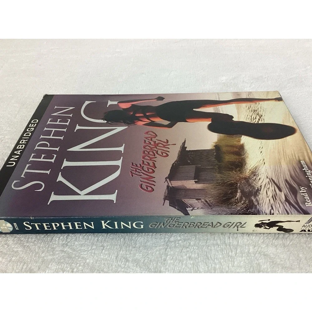 The Gingerbread Girl by Stephen King Audiobook, 2 Discs Read by Mare Winningham